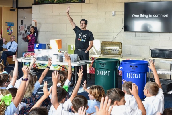 Miguel Harth-Bedoya teaches kids about compost.