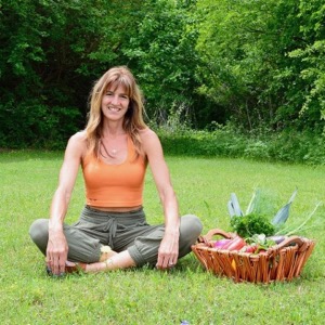 Healthy Hippie Kelli Myatt