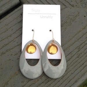 Truly Unrhuly earrings